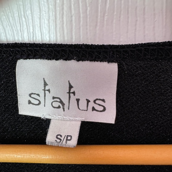 VINTAGE Black mesh sparkly top - Picture 5 of 5